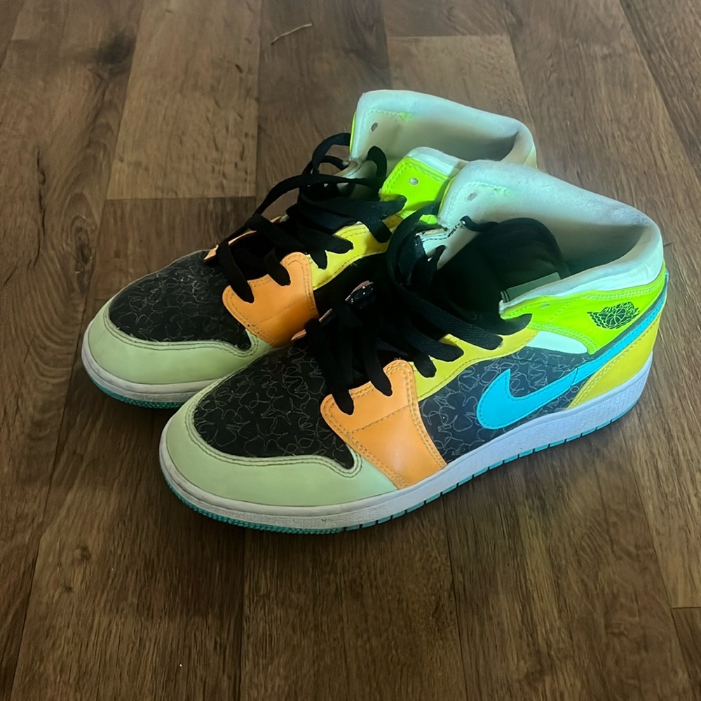 NIKE Air Jordan’s - Size 7